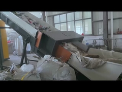 플라스틱 먼지 제거제